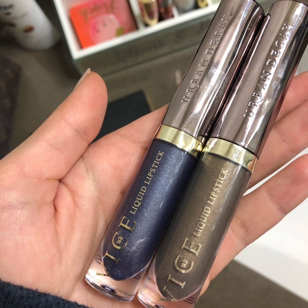 Liquid lipstick